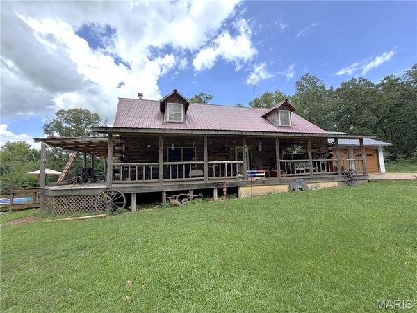 10231 Old 8 D , Mineral Point, MO 63660