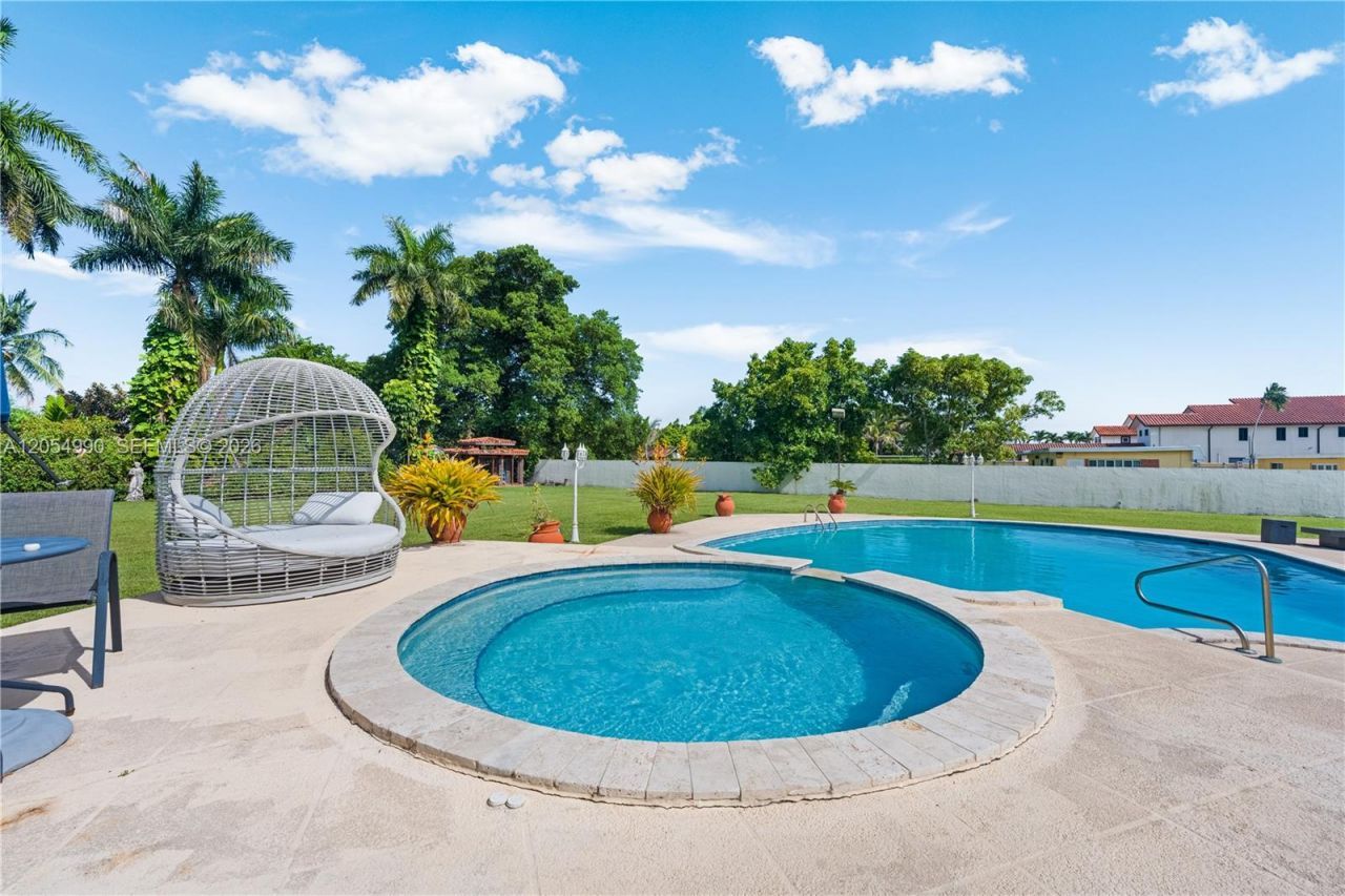 2605 SW 115th Ave , Miami, FL 33165 Photo