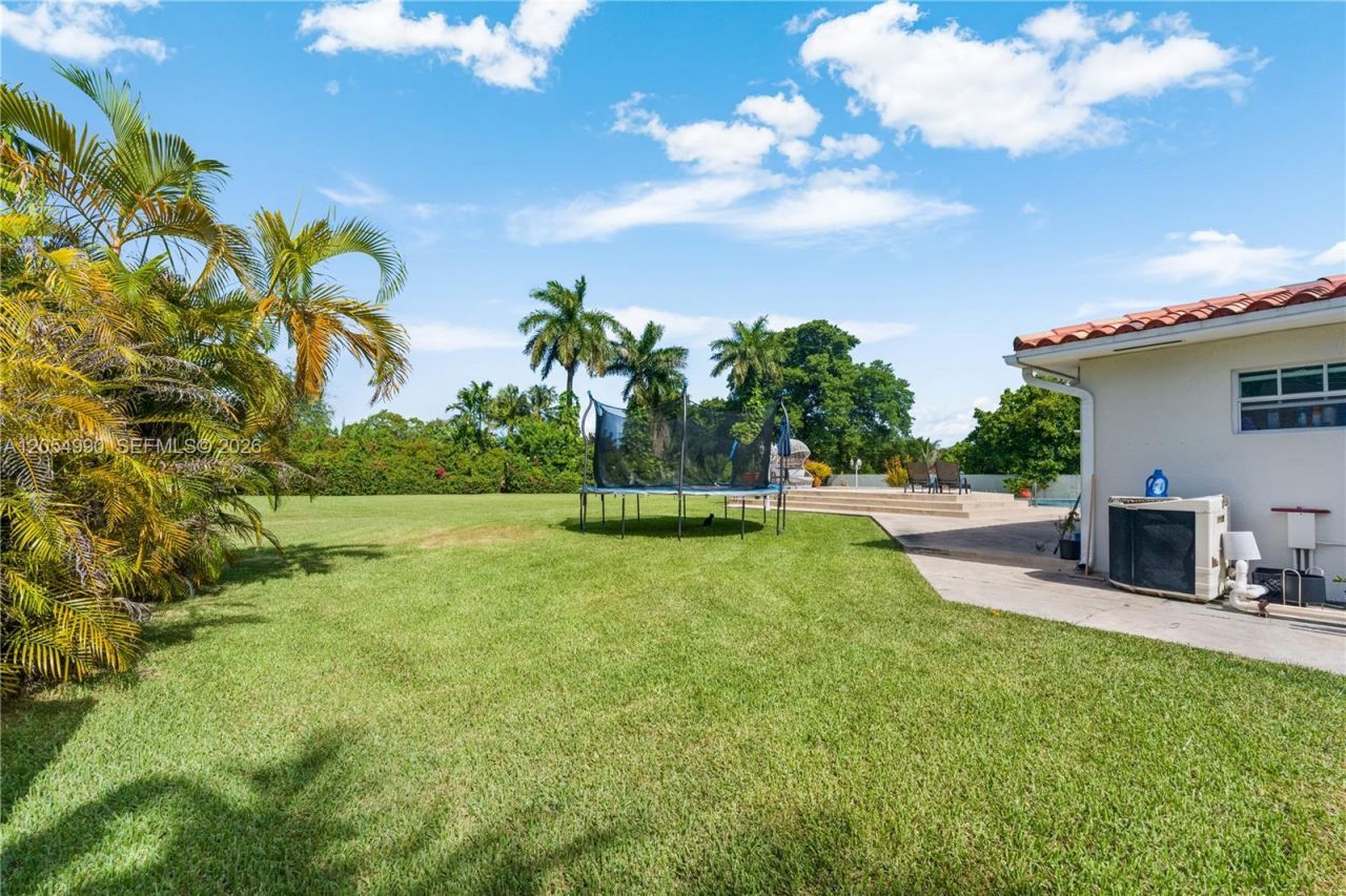 2605 SW 115th Ave , Miami, FL 33165 Photo