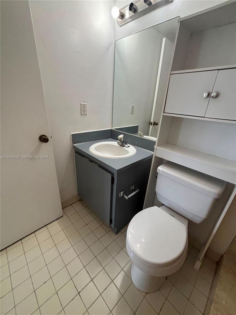 7165 NW 186th St, Unit A301, Hialeah, FL 33015 Photo