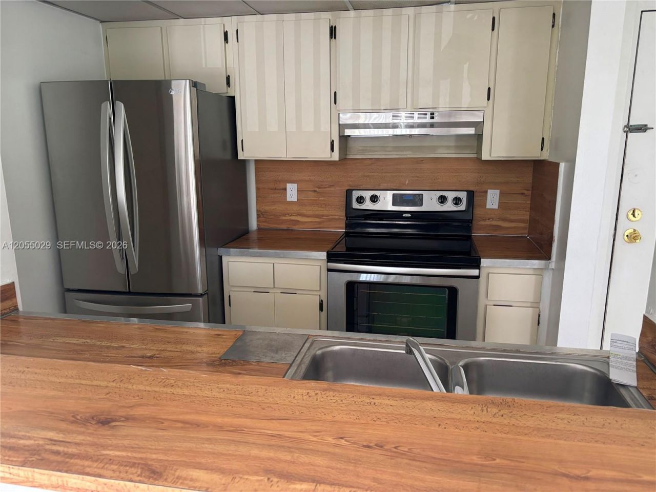 7165 NW 186th St, Unit A301, Hialeah, FL 33015 Photo