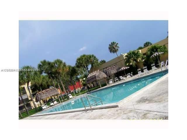 8065 SW 107th Av , Unit 321, Miami, FL 33173 Photo