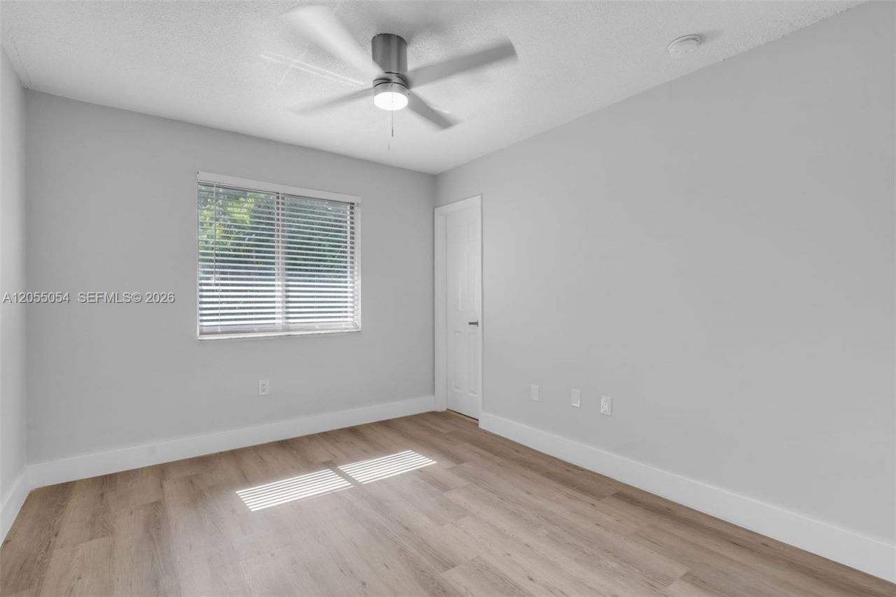 560 NE 63rd St , Miami, FL 33138 Photo
