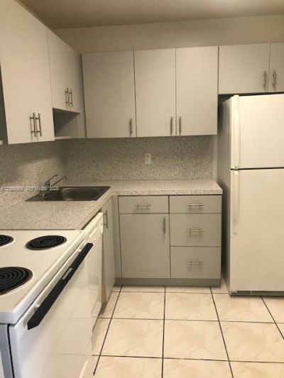 9440 Fontainebleau Blvd , Unit 514, Miami, FL 33172 Photo