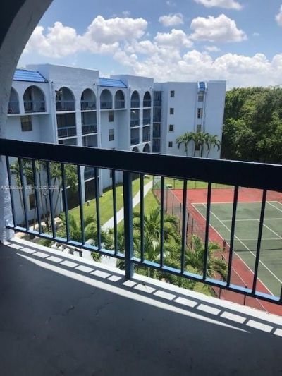9440 Fontainebleau Blvd , Unit 514, Miami, FL 33172 Photo