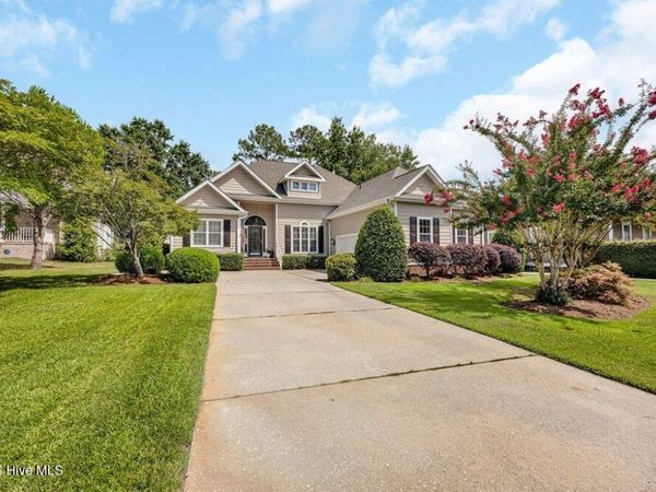 1530 Turnberry Lane SE, Bolivia, NC 28422