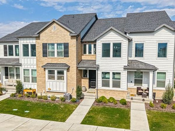 989 N WAYNE DR , Saratoga Springs, UT 84045