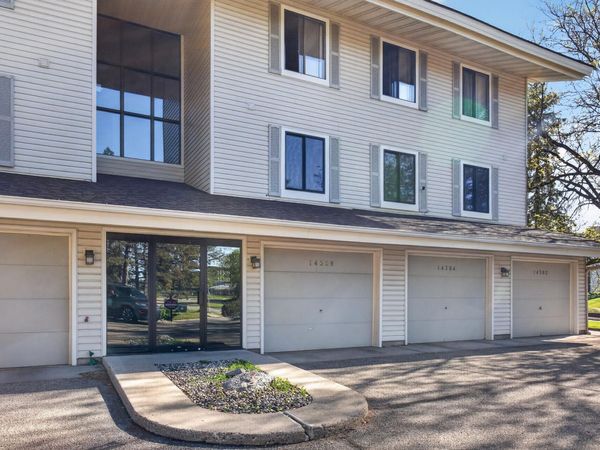 14302 Fairway Drive , Eden Prairie, MN 55344
