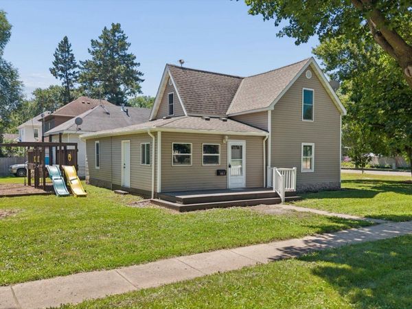 403 S Holcombe Avenue, Litchfield, MN 55355