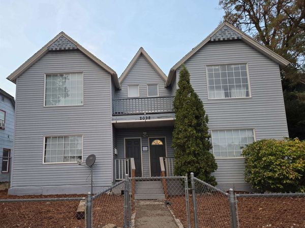 2022 W College Ave, Spokane, WA 99201