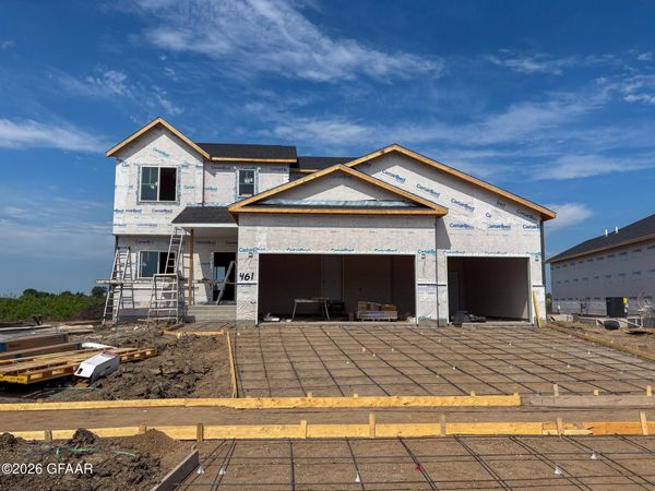 461 WREN Drive , Grand Forks, ND 58201