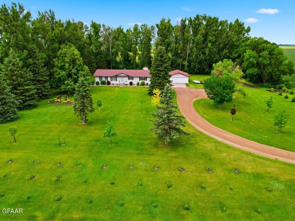 15951 ND-66 , Drayton, ND 58225