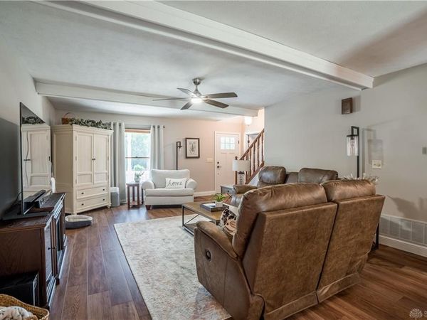 827 Meyers Court, Vandalia, OH 45377
