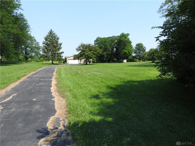 8180 Dog Leg Road, Butler Township, OH 45414 Photo 19