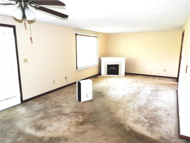 8180 Dog Leg Road, Butler Township, OH 45414 Photo 3