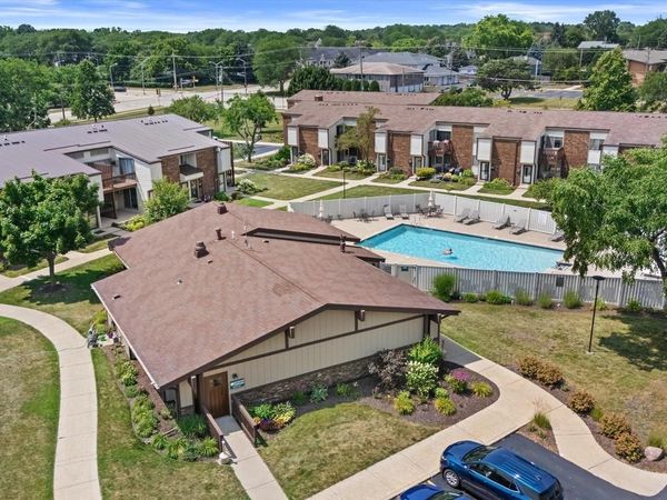 2818 14th LANE, Kenosha, WI 53140