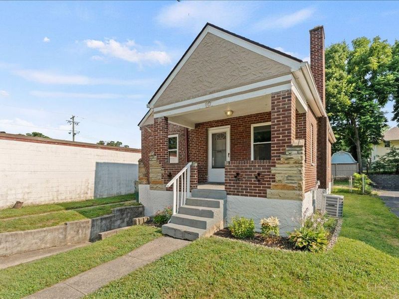 10 Hartwell Court, Cincinnati, OH 45216 Photo 1