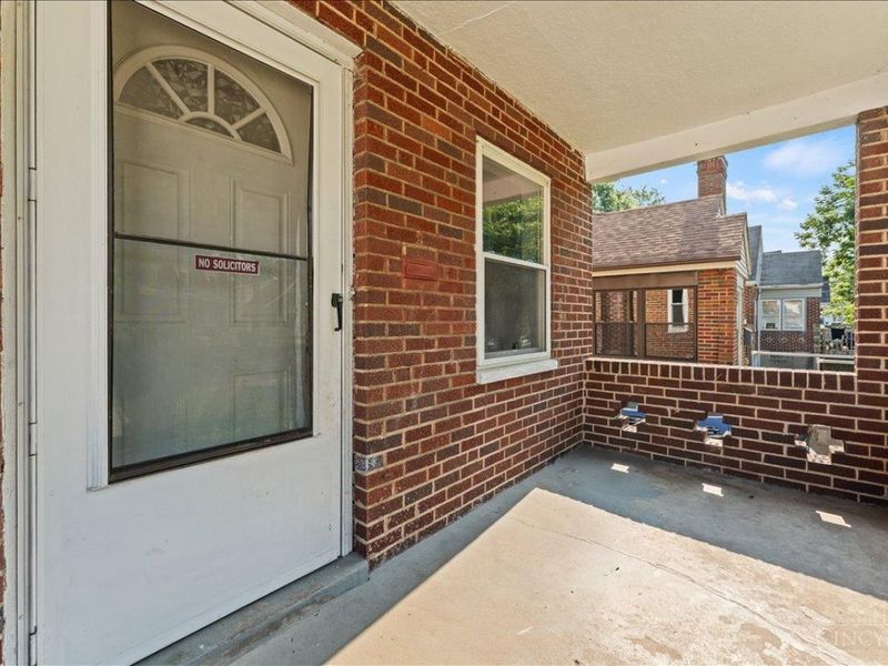 10 Hartwell Court, Cincinnati, OH 45216 Photo 3