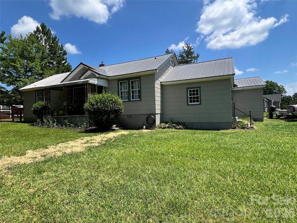 24520 Ridgecrest Road , Locust, NC 28097