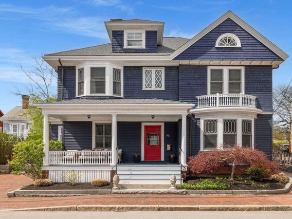 115 Court Street, Portsmouth, NH 03801