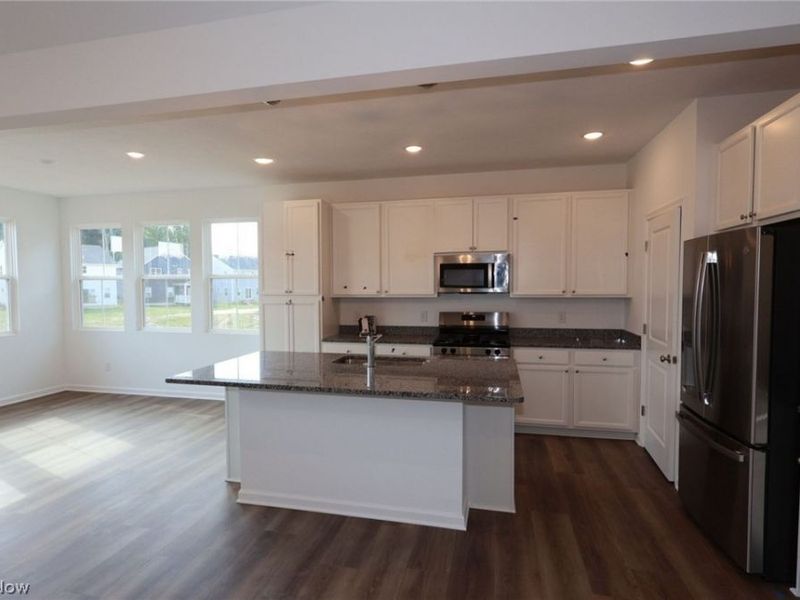 2430 Merriment Drive , Amherst, OH 44001 Photo 3