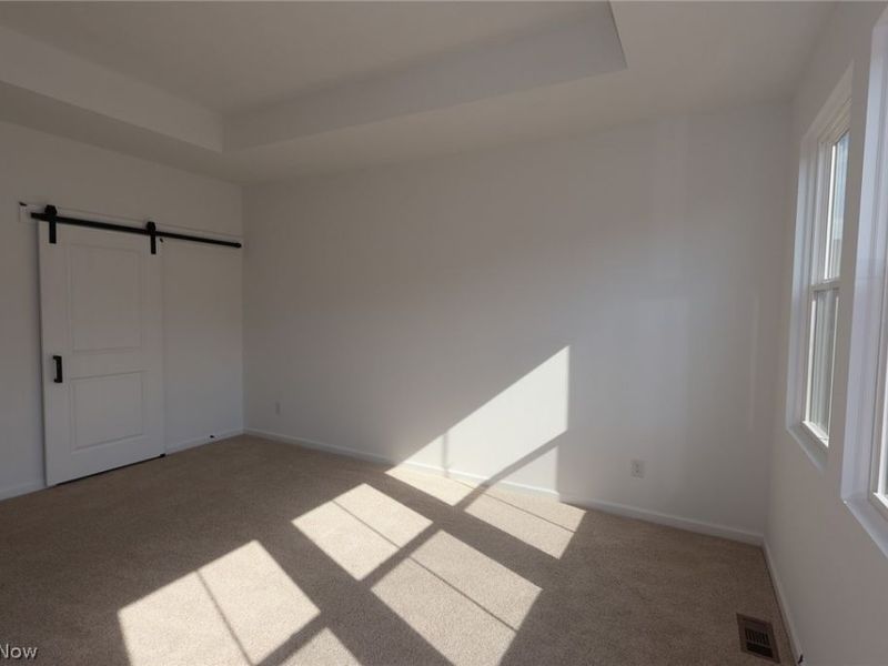 2430 Merriment Drive , Amherst, OH 44001 Photo 9
