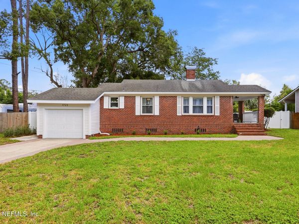 1723 ORLANDO Circle S, Jacksonville, FL 32207
