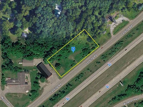 5515 Lansing Road, Charlotte, MI 48813