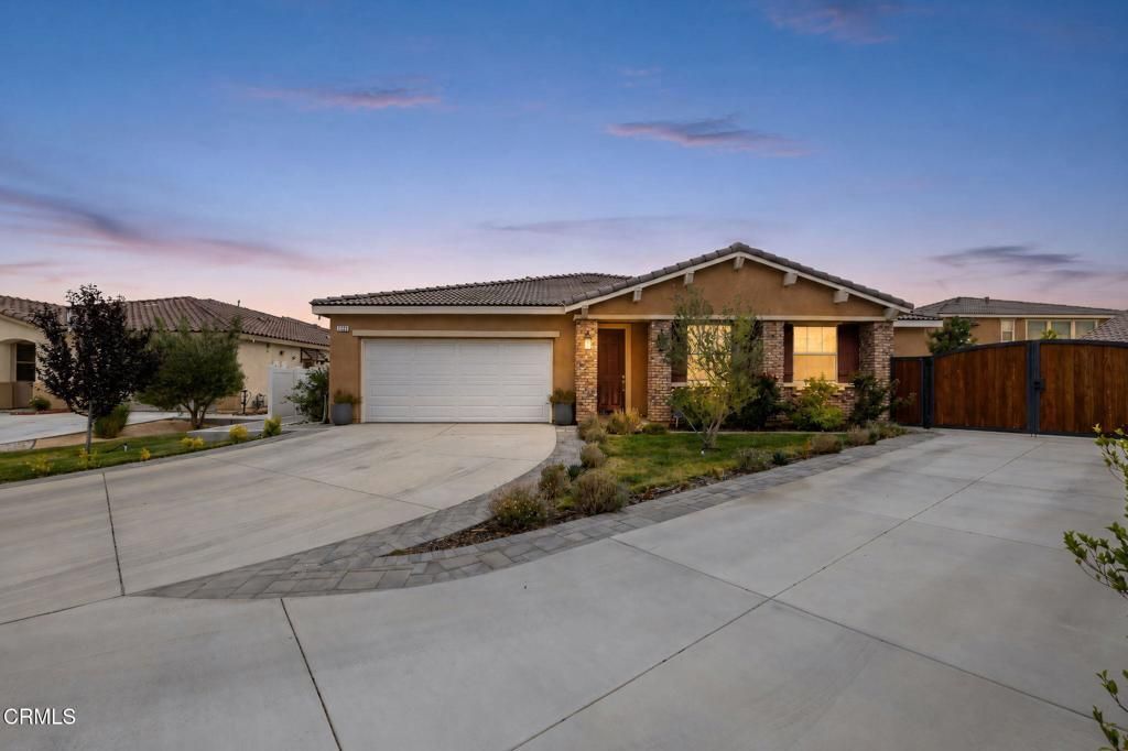 2123 Helconia Court , Palmdale, CA 93551 Main Photo