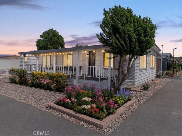 32900 Riverside Dr, Lake Elsinore, CA 92530
