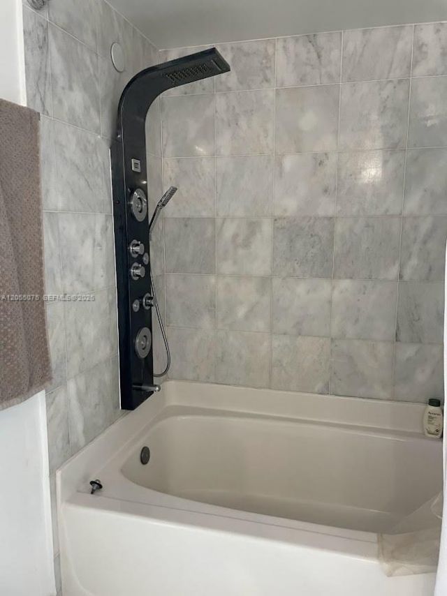 601 NE 36th St , Unit 1205, Miami, FL 33137 Photo