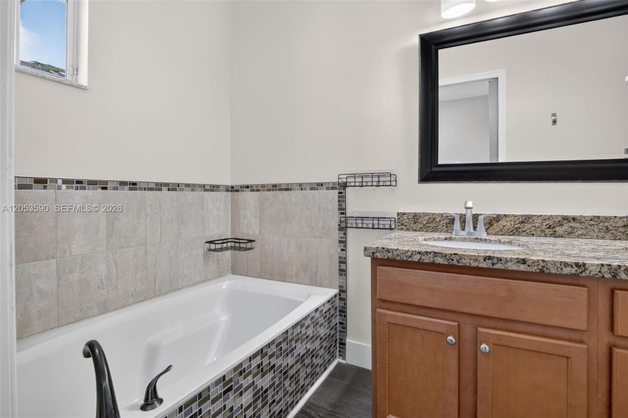 14633 SW 13th St , Pembroke Pines, FL 33027 Photo