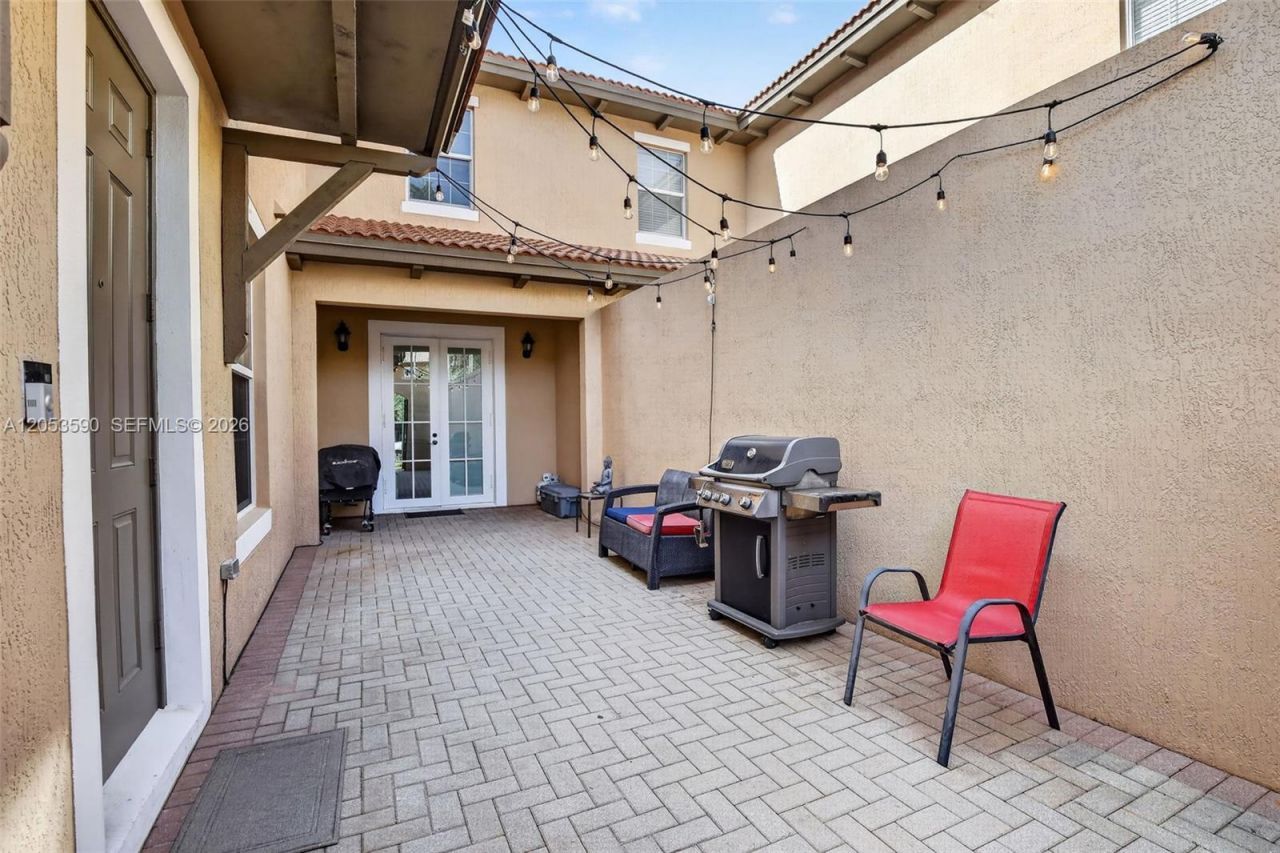 14633 SW 13th St , Pembroke Pines, FL 33027 Photo