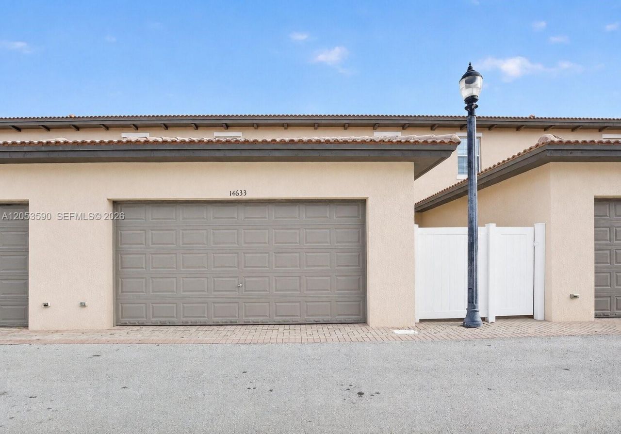 14633 SW 13th St , Pembroke Pines, FL 33027 Photo