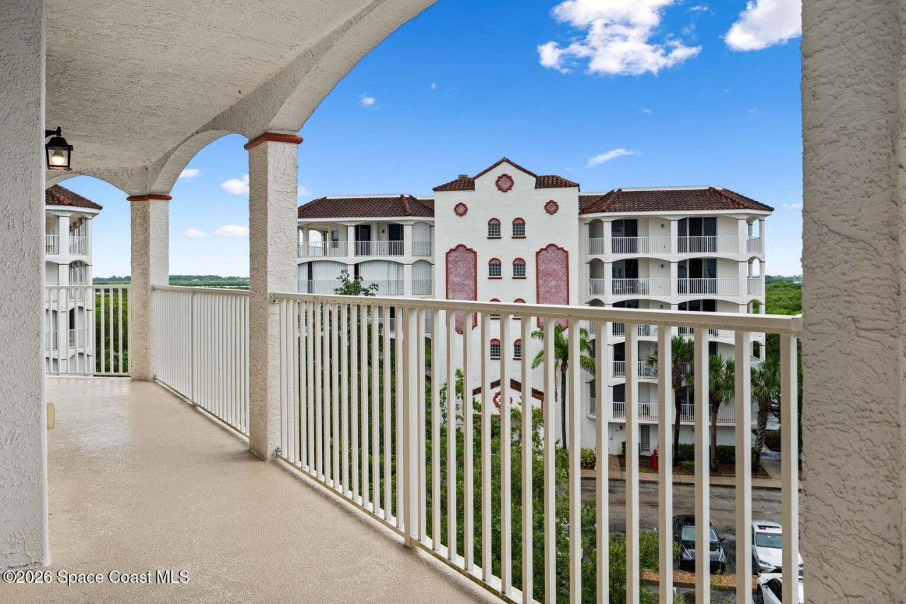 820 Del Rio Way, Unit 504, Merritt Island, FL 32953 Photo