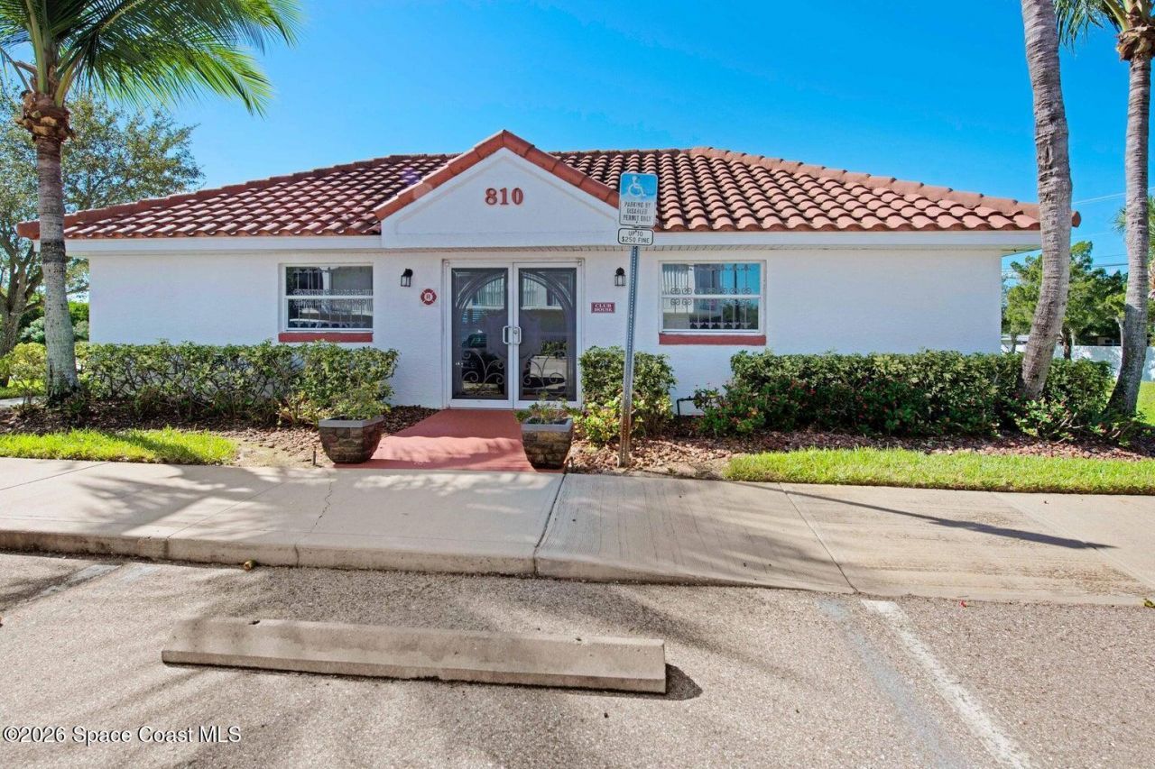 820 Del Rio Way, Unit 504, Merritt Island, FL 32953 Photo