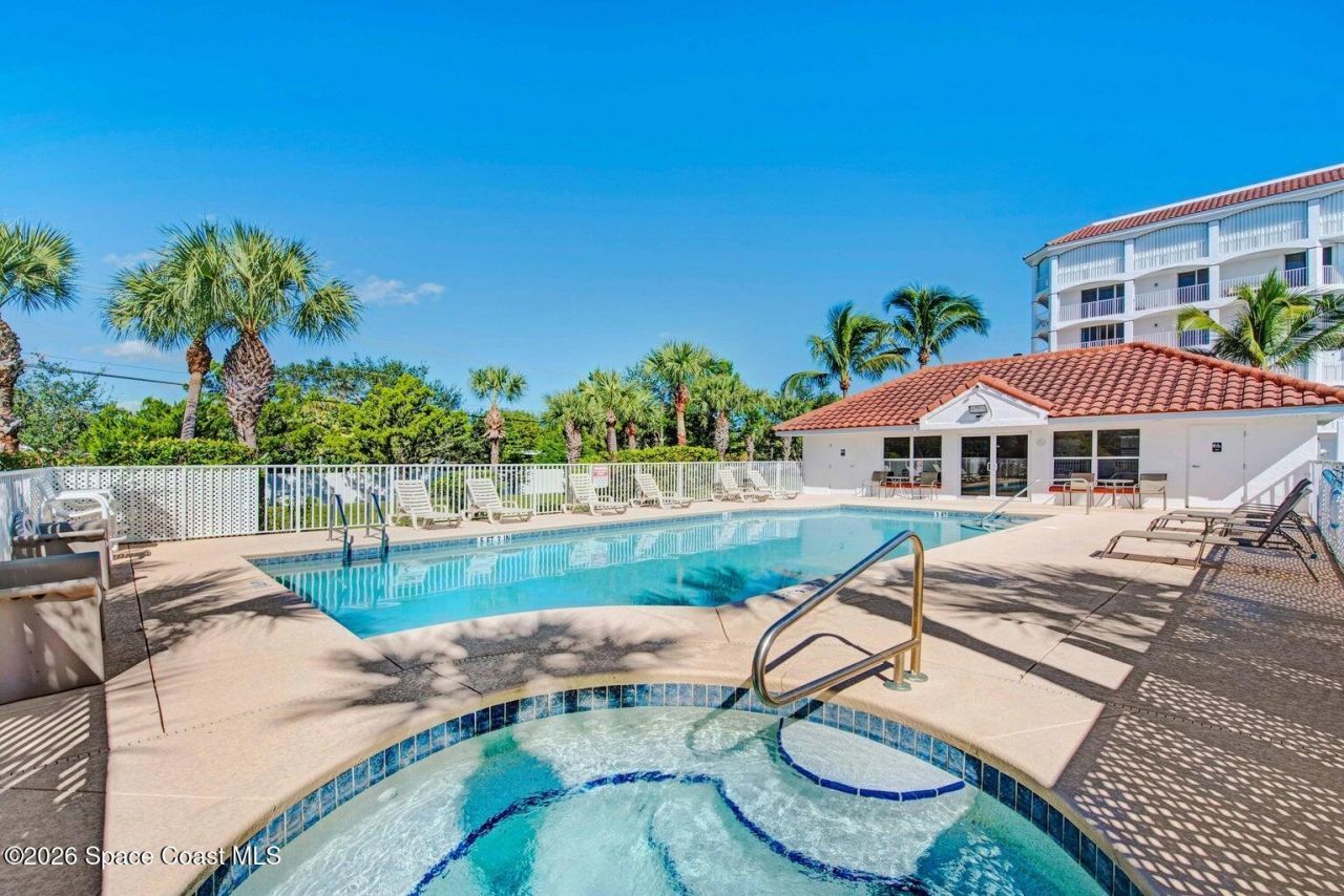 820 Del Rio Way, Unit 504, Merritt Island, FL 32953 Photo