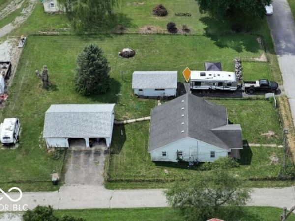 101 S Harrison Street, Carthage, IN 46115