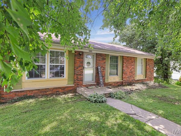 5905 Dogwood Lane , Godfrey, IL 62035