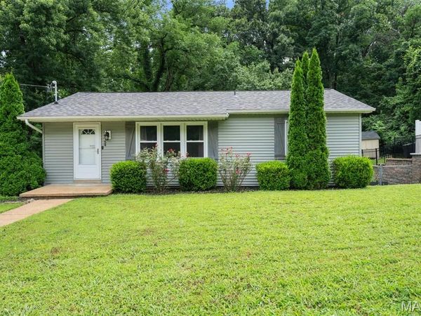 54 Boyd Avenue , Valley Park, MO 63088