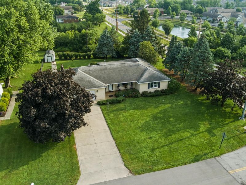4100 Marlowa Drive, Groveport, OH 43125 Photo 1
