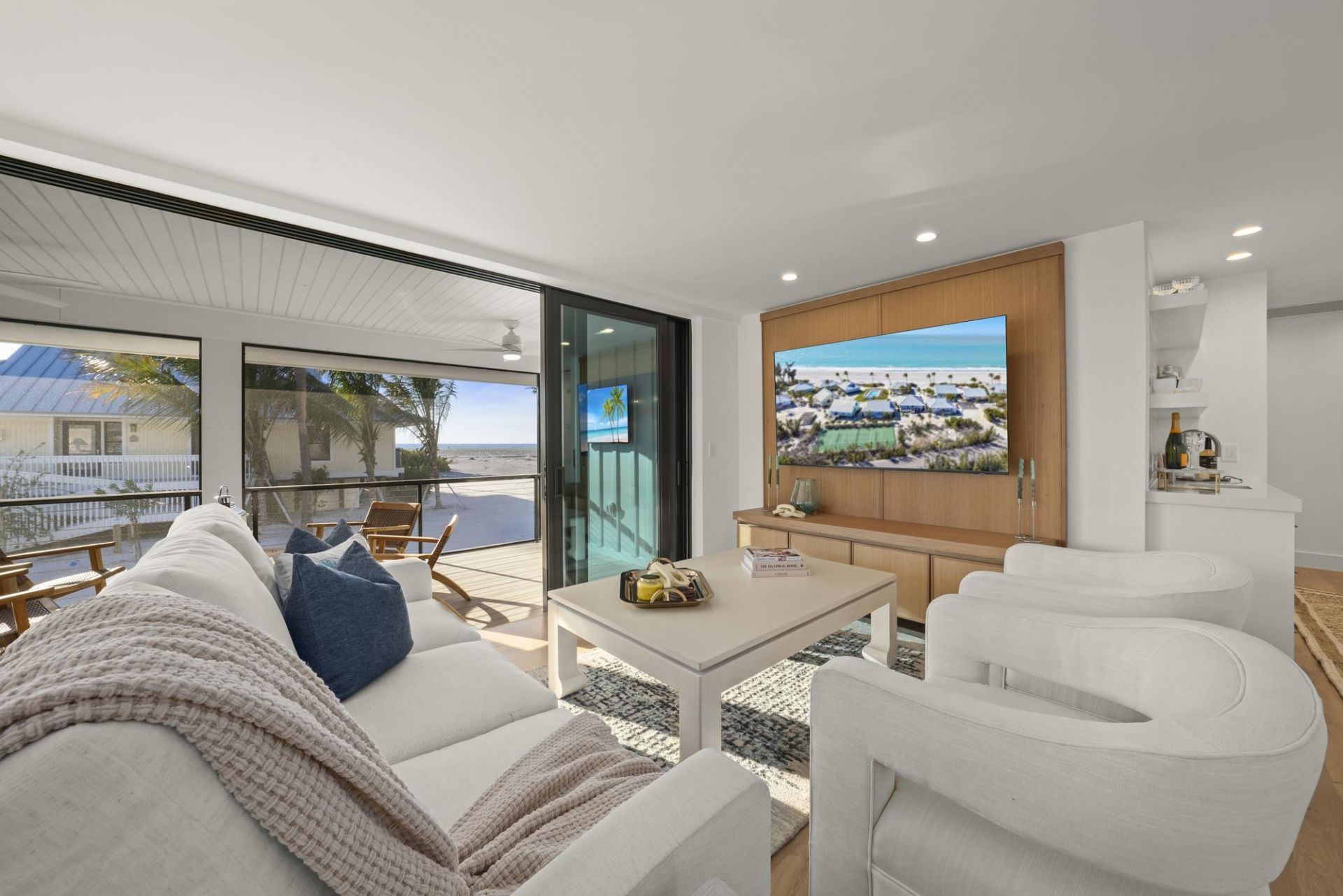 25 Beach Homes, Unit ., Captiva, FL 33924 Photo
