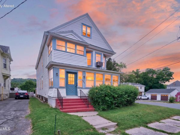 386 Division Street, Amsterdam, NY 12010