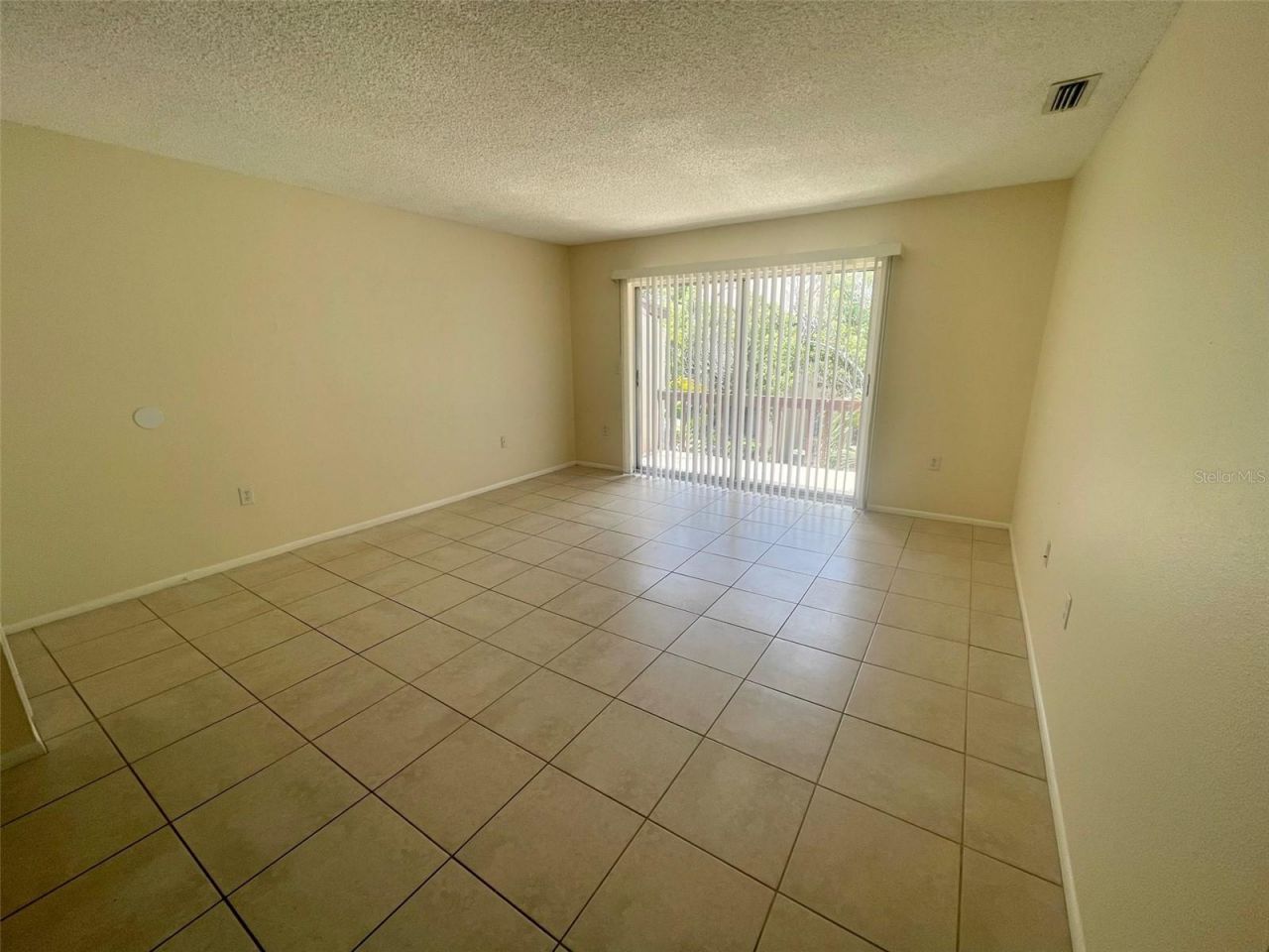2745 Hidden Lake Boulevard, Unit D, Sarasota, FL 34237 Photo