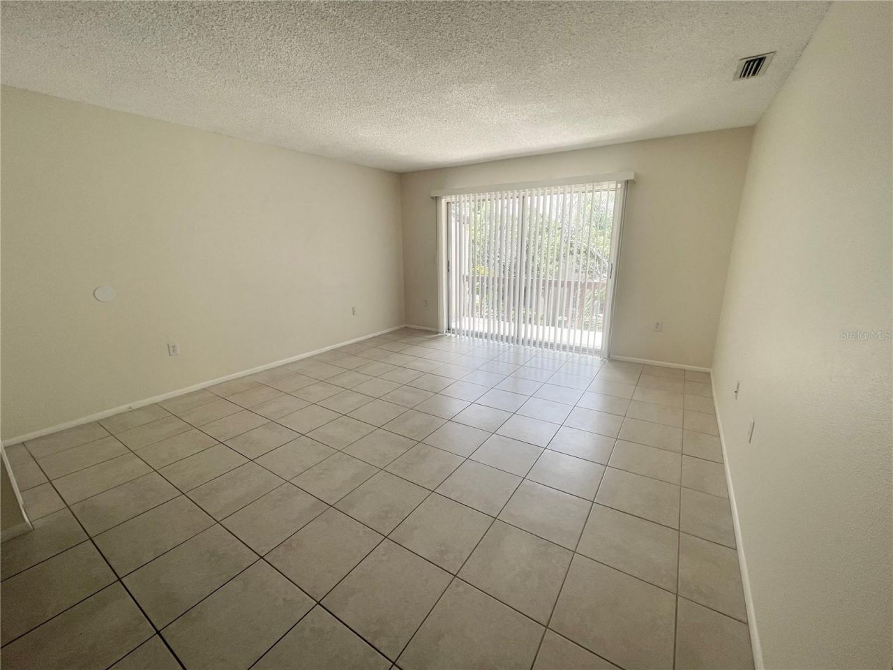 2745 Hidden Lake Boulevard, Unit D, Sarasota, FL 34237 Photo