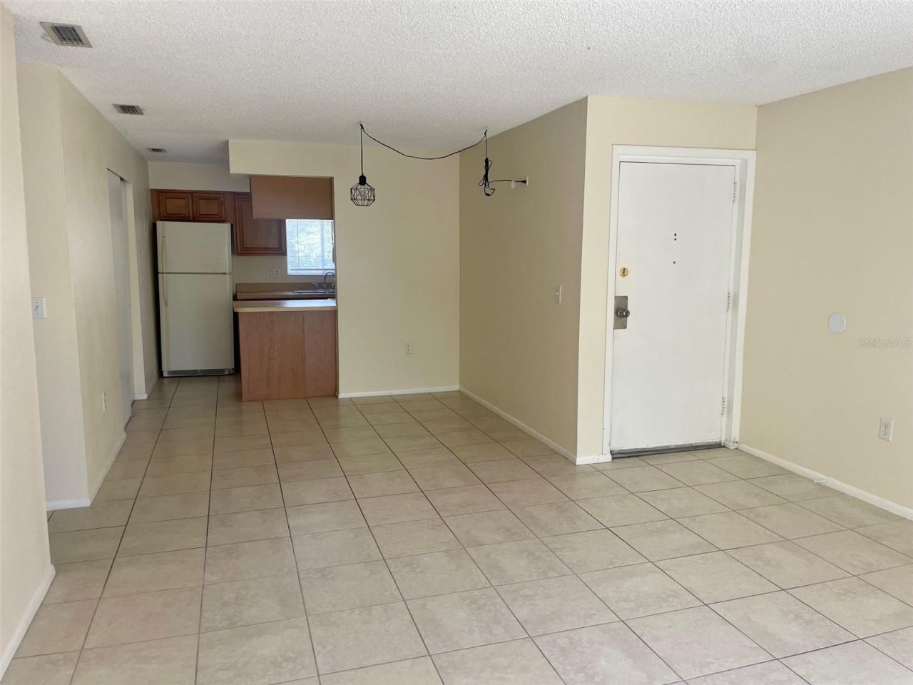2745 Hidden Lake Boulevard, Unit D, Sarasota, FL 34237 Photo