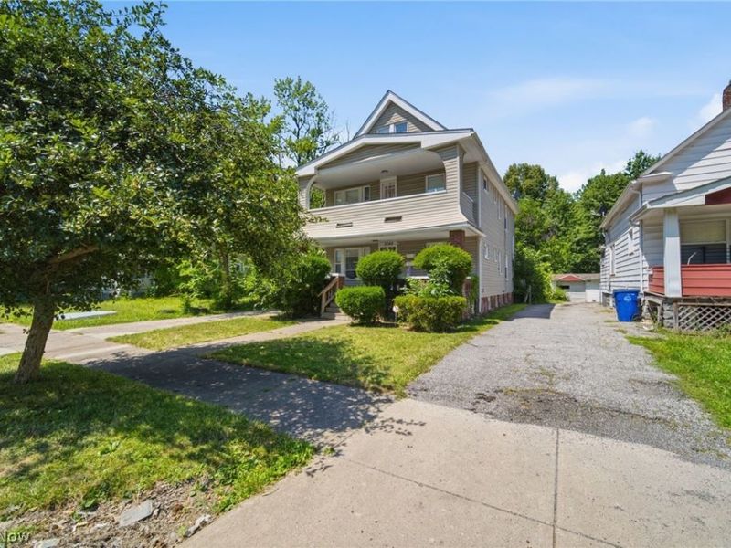3040 E 126th Street, Cleveland, OH 44120 Photo 2