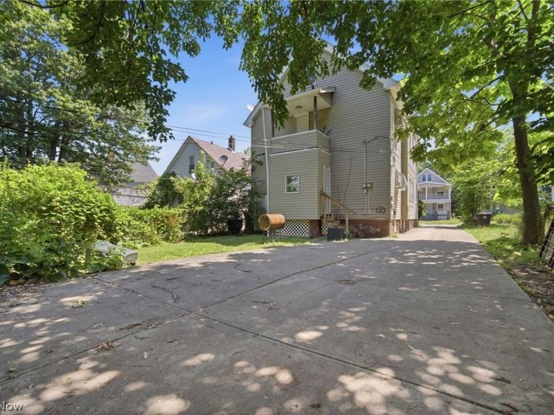 3040 E 126th Street, Cleveland, OH 44120 Photo 5