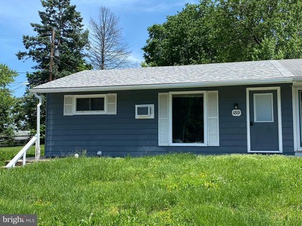 1819 HEISHMAN GARDEN DRIVE , CARLISLE, PA 17013