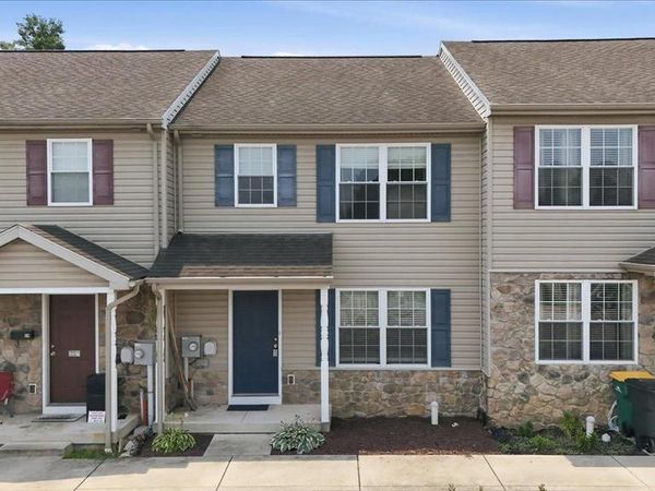 22 E NINTH STREET , WAYNESBORO, PA 17268